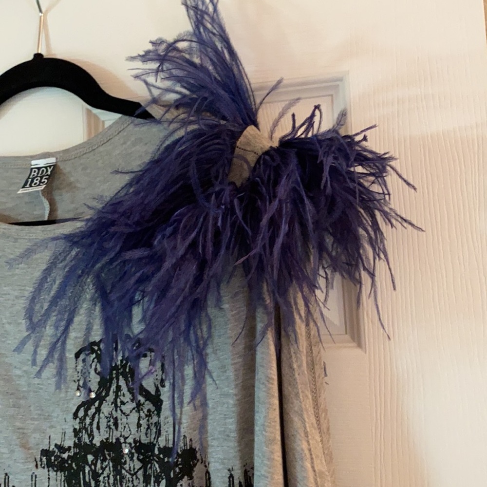 Embellished t-shirt - Picture 2 of 4